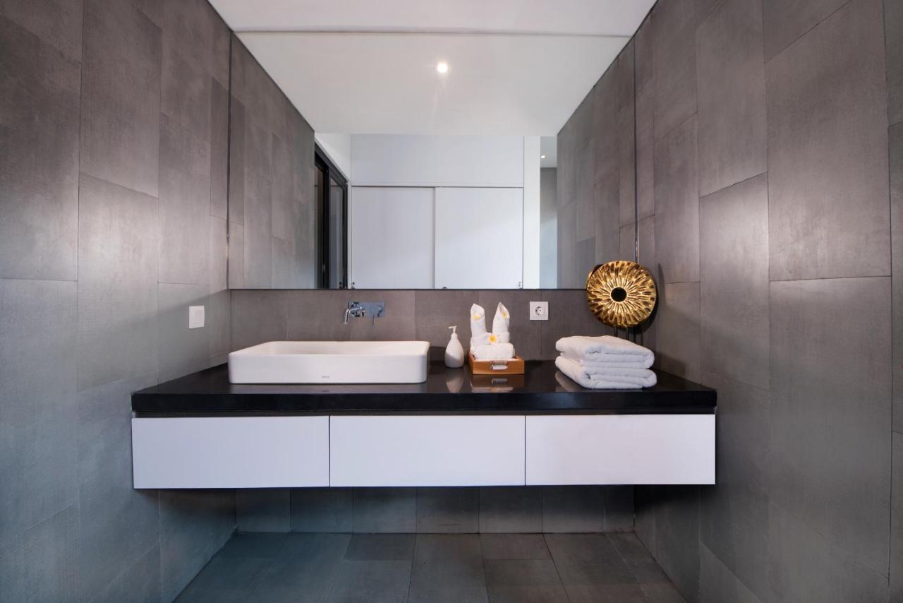 Villa Dedayuh Seminyak Esterno foto